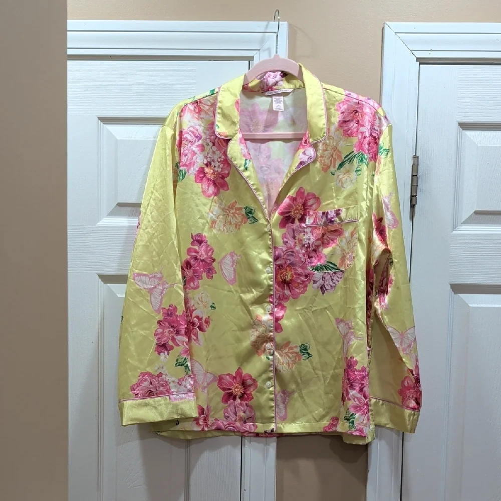 Victoria's Secret Yellow Floral Pajamas - Picture 2 of 6
